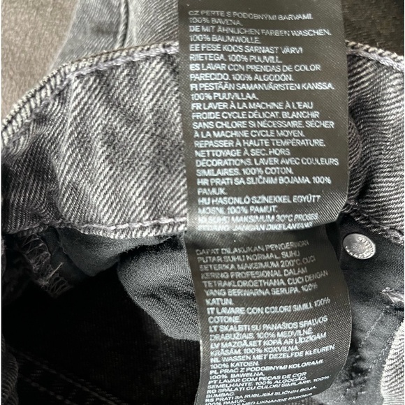 H&M Denim High Rise Distressed Cut Off Jean Vintage Shorts Summer Casual Black 6 - Picture 6 of 9